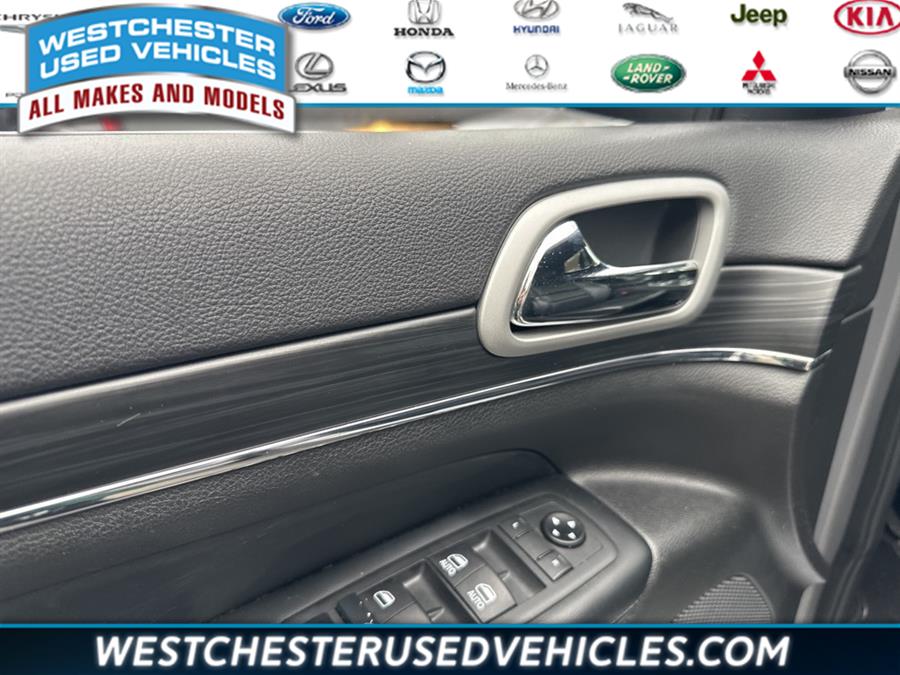 2020 Jeep Grand Cherokee Limited, available for sale in White Plains, New York | Westchester Used Vehicles. White Plains, New York 2020 Jeep Grand Cherokee Limited, available for sale in White Plains, New York | Westchester Used Vehicles. White Plains, New York