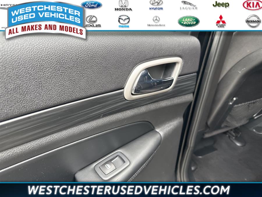 2020 Jeep Grand Cherokee Laredo E, available for sale in White Plains, New York | Westchester Used Vehicles. White Plains, New York 2020 Jeep Grand Cherokee Laredo E, available for sale in White Plains, New York | Westchester Used Vehicles. White Plains, New York