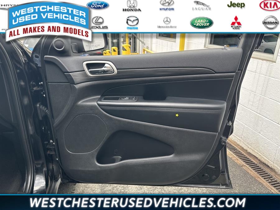 2020 Jeep Grand Cherokee Laredo E, available for sale in White Plains, New York | Westchester Used Vehicles. White Plains, New York 2020 Jeep Grand Cherokee Laredo E, available for sale in White Plains, New York | Westchester Used Vehicles. White Plains, New York