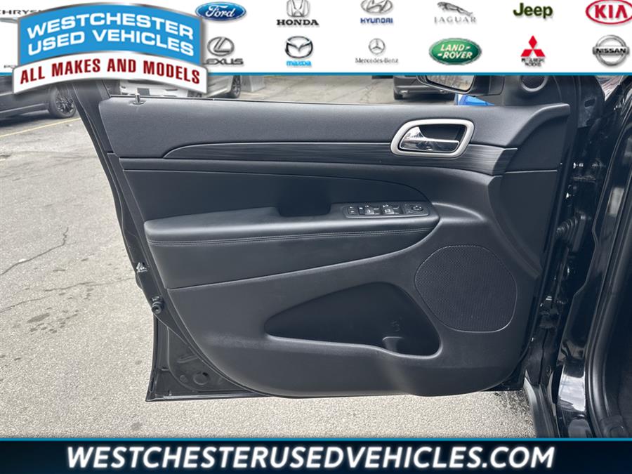 2020 Jeep Grand Cherokee Laredo E, available for sale in White Plains, New York | Westchester Used Vehicles. White Plains, New York 2020 Jeep Grand Cherokee Laredo E, available for sale in White Plains, New York | Westchester Used Vehicles. White Plains, New York