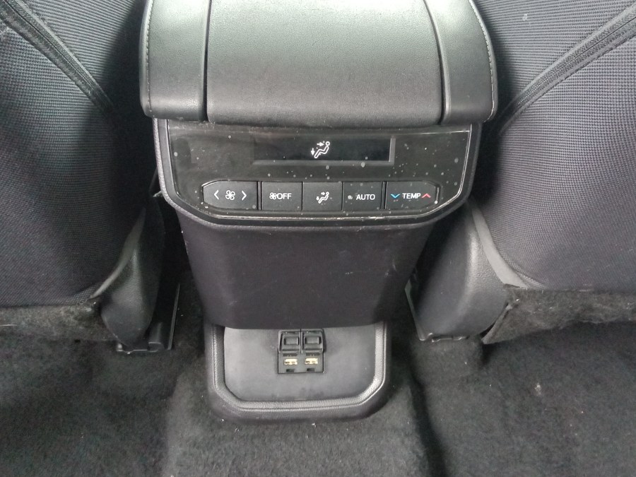 2021 Toyota Highlander LE AWD (Natl), available for sale in Irvington, New Jersey | NJ Used Cars Center. Irvington, New Jersey 2021 Toyota Highlander LE AWD (Natl), available for sale in Irvington, New Jersey | NJ Used Cars Center. Irvington, New Jersey