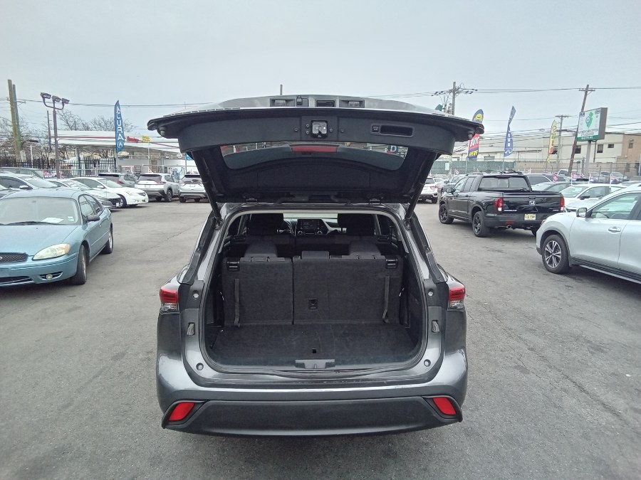 2021 Toyota Highlander LE AWD (Natl), available for sale in Irvington, New Jersey | NJ Used Cars Center. Irvington, New Jersey 2021 Toyota Highlander LE AWD (Natl), available for sale in Irvington, New Jersey | NJ Used Cars Center. Irvington, New Jersey