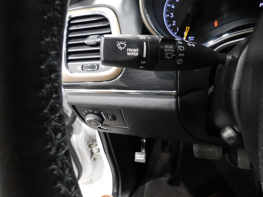 2016 Jeep Grand Cherokee 4WD 4dr Limited, available for sale in Lodi, New Jersey | Auto Gallery. Lodi, New Jersey 2016 Jeep Grand Cherokee 4WD 4dr Limited, available for sale in Lodi, New Jersey | Auto Gallery. Lodi, New Jersey