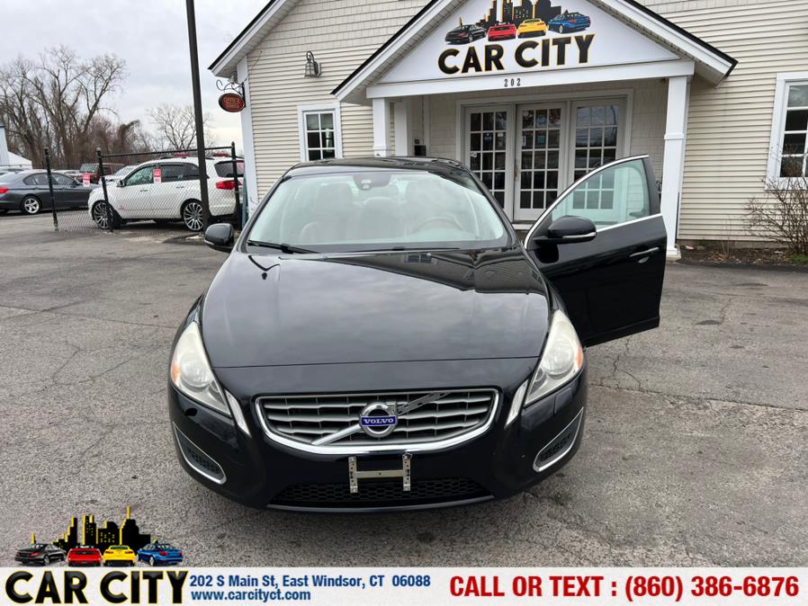 2013 Volvo S60 4dr Sdn T5 Premier AWD, available for sale in East Windsor, Connecticut | Car City LLC. East Windsor, Connecticut 2013 Volvo S60 4dr Sdn T5 Premier AWD, available for sale in East Windsor, Connecticut | Car City LLC. East Windsor, Connecticut