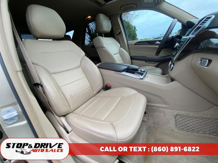 2013 Mercedes-Benz M-Class 4MATIC 4dr ML 350, available for sale in East Windsor, Connecticut | Stop & Drive Auto Sales. East Windsor, Connecticut 2013 Mercedes-Benz M-Class 4MATIC 4dr ML 350, available for sale in East Windsor, Connecticut | Stop & Drive Auto Sales. East Windsor, Connecticut