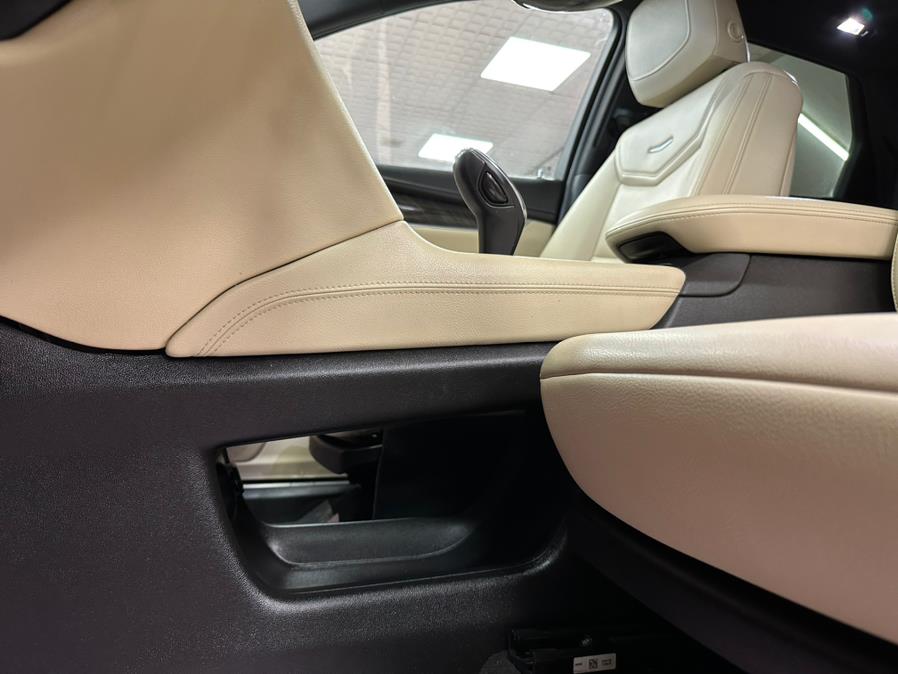 2019 Cadillac XT5 FWD 4dr, available for sale in Massapequa Park, New York | Power Motors East. Massapequa Park, New York 2019 Cadillac XT5 FWD 4dr, available for sale in Massapequa Park, New York | Power Motors East. Massapequa Park, New York