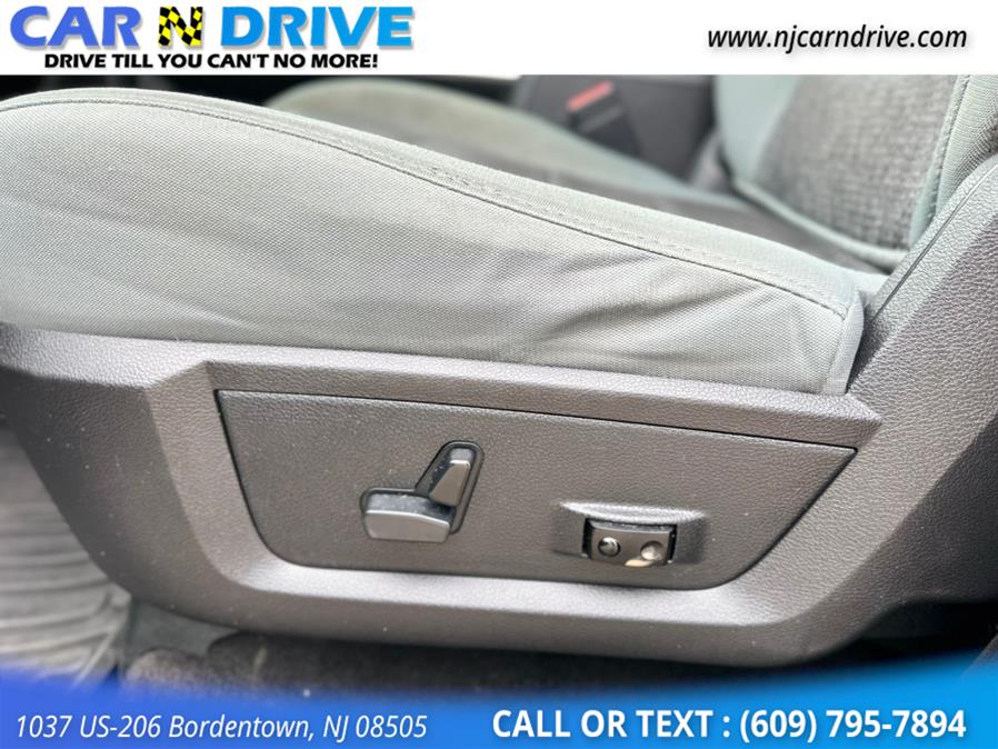 2016 Ram 1500 SLT Crew Cab SWB 4WD, available for sale in Bordentown, New Jersey | Car N Drive. Bordentown, New Jersey 2016 Ram 1500 SLT Crew Cab SWB 4WD, available for sale in Bordentown, New Jersey | Car N Drive. Bordentown, New Jersey