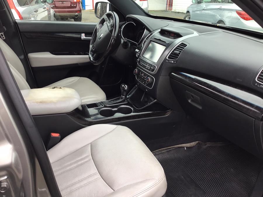 2014 Kia Sorento SX w/Limited Pkg, available for sale in Manchester, Connecticut | Liberty Motors. Manchester, Connecticut 2014 Kia Sorento SX w/Limited Pkg, available for sale in Manchester, Connecticut | Liberty Motors. Manchester, Connecticut