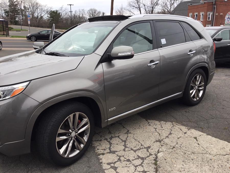 2014 Kia Sorento SX w/Limited Pkg, available for sale in Manchester, Connecticut | Liberty Motors. Manchester, Connecticut 2014 Kia Sorento SX w/Limited Pkg, available for sale in Manchester, Connecticut | Liberty Motors. Manchester, Connecticut