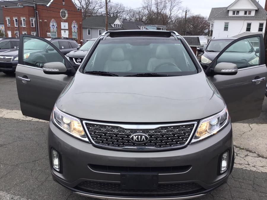 2014 Kia Sorento SX w/Limited Pkg, available for sale in Manchester, Connecticut | Liberty Motors. Manchester, Connecticut 2014 Kia Sorento SX w/Limited Pkg, available for sale in Manchester, Connecticut | Liberty Motors. Manchester, Connecticut