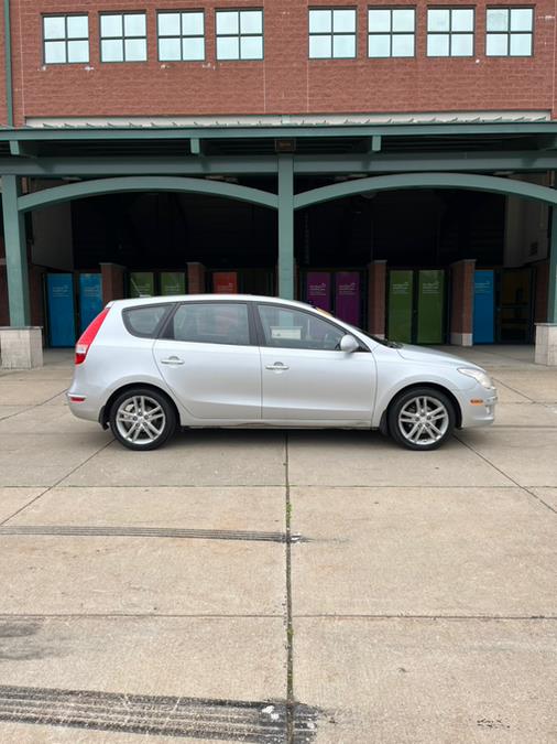 2009 Hyundai Elantra 4dr Wgn Auto Touring, available for sale in New Britain, Connecticut | Supreme Automotive. New Britain, Connecticut 2009 Hyundai Elantra 4dr Wgn Auto Touring, available for sale in New Britain, Connecticut | Supreme Automotive. New Britain, Connecticut