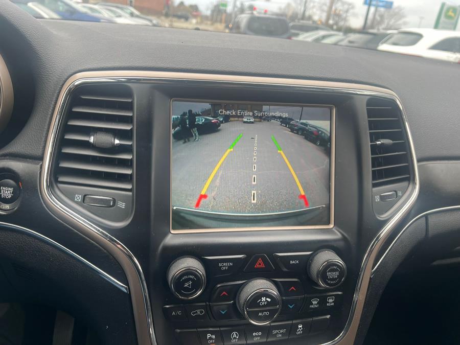 2017 Jeep Grand Cherokee Limited 4x4, available for sale in Raynham, Massachusetts | J & A Auto Center. Raynham, Massachusetts 2017 Jeep Grand Cherokee Limited 4x4, available for sale in Raynham, Massachusetts | J & A Auto Center. Raynham, Massachusetts