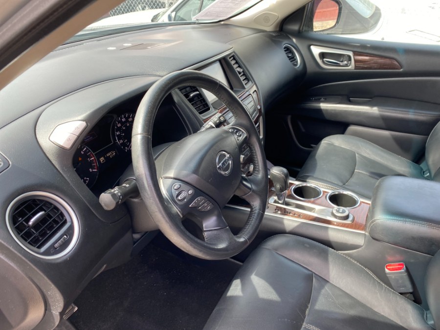 2014 Nissan Pathfinder 4WD 4dr SV, available for sale in Middle Village, New York | Middle Village Motors . Middle Village, New York 2014 Nissan Pathfinder 4WD 4dr SV, available for sale in Middle Village, New York | Middle Village Motors . Middle Village, New York