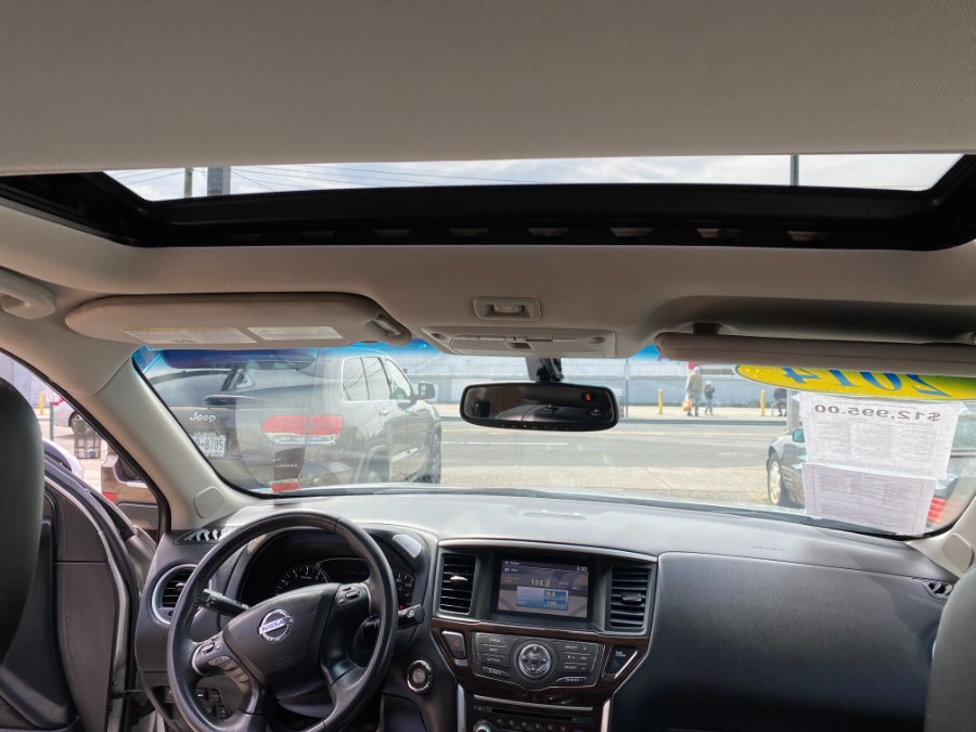 2014 Nissan Pathfinder 4WD 4dr SV, available for sale in Middle Village, New York | Middle Village Motors . Middle Village, New York 2014 Nissan Pathfinder 4WD 4dr SV, available for sale in Middle Village, New York | Middle Village Motors . Middle Village, New York