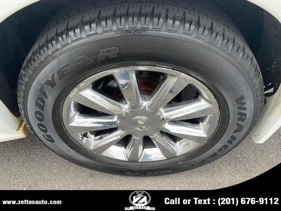 2005 Infiniti QX56 4dr 4WD, available for sale in Jersey City, New Jersey | Zettes Auto Mall. Jersey City, New Jersey 2005 Infiniti QX56 4dr 4WD, available for sale in Jersey City, New Jersey | Zettes Auto Mall. Jersey City, New Jersey