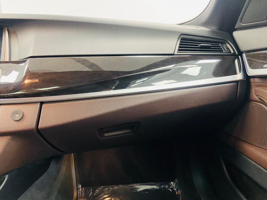2015 BMW 5 Series 4dr Sdn 528i xDrive AWD, available for sale in Linden, New Jersey | East Coast Auto Group. Linden, New Jersey 2015 BMW 5 Series 4dr Sdn 528i xDrive AWD, available for sale in Linden, New Jersey | East Coast Auto Group. Linden, New Jersey