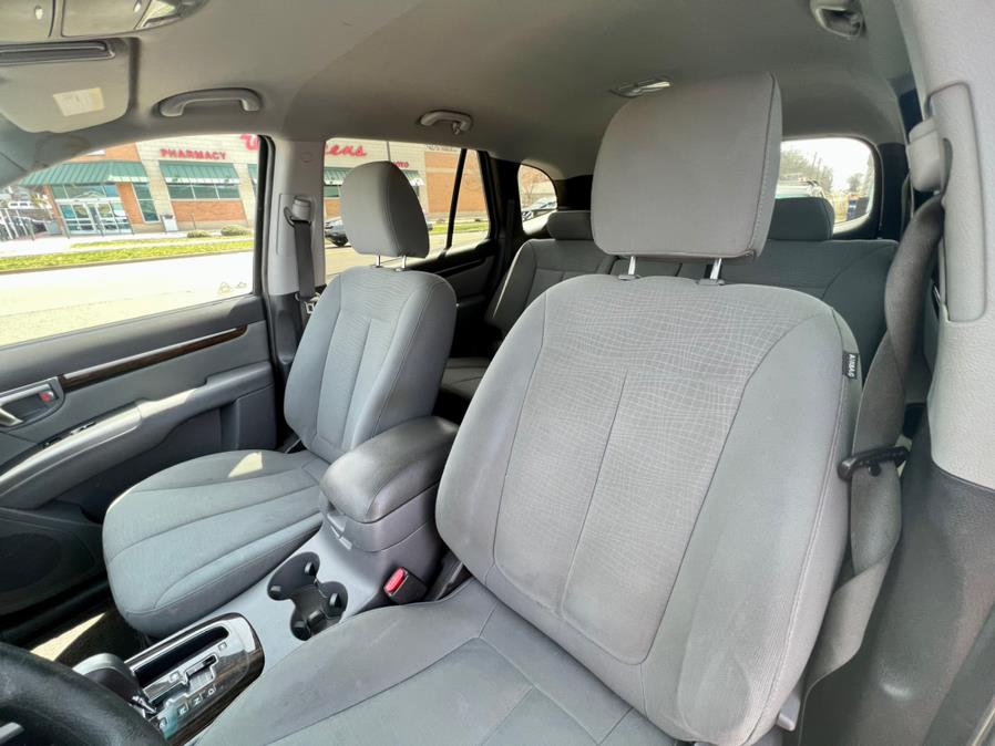2010 Hyundai Santa Fe FWD 4dr I4 Auto GLS, available for sale in Wallingford, Connecticut | Wallingford Auto Center LLC. Wallingford, Connecticut 2010 Hyundai Santa Fe FWD 4dr I4 Auto GLS, available for sale in Wallingford, Connecticut | Wallingford Auto Center LLC. Wallingford, Connecticut