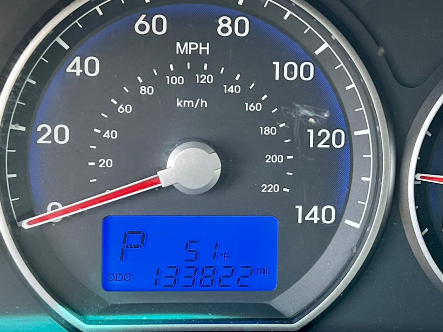 2010 Hyundai Santa Fe FWD 4dr I4 Auto GLS, available for sale in Wallingford, Connecticut | Wallingford Auto Center LLC. Wallingford, Connecticut 2010 Hyundai Santa Fe FWD 4dr I4 Auto GLS, available for sale in Wallingford, Connecticut | Wallingford Auto Center LLC. Wallingford, Connecticut