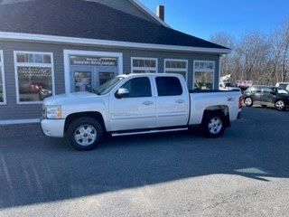 2011 Chevrolet Silverado 1500 4WD Crew Cab 143.5" LT, available for sale in Searsport, Maine | Searsport Motor Company. Searsport, Maine 2011 Chevrolet Silverado 1500 4WD Crew Cab 143.5" LT, available for sale in Searsport, Maine | Searsport Motor Company. Searsport, Maine