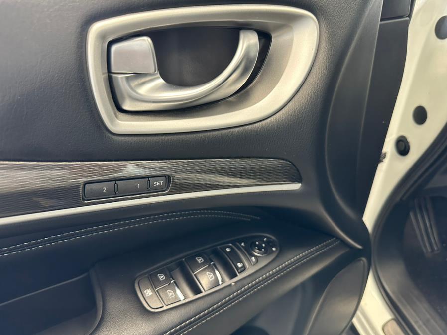 2020 INFINITI QX60 PURE AWD, available for sale in Inwood, New York | 5 Towns Drive. Inwood, New York 2020 INFINITI QX60 PURE AWD, available for sale in Inwood, New York | 5 Towns Drive. Inwood, New York