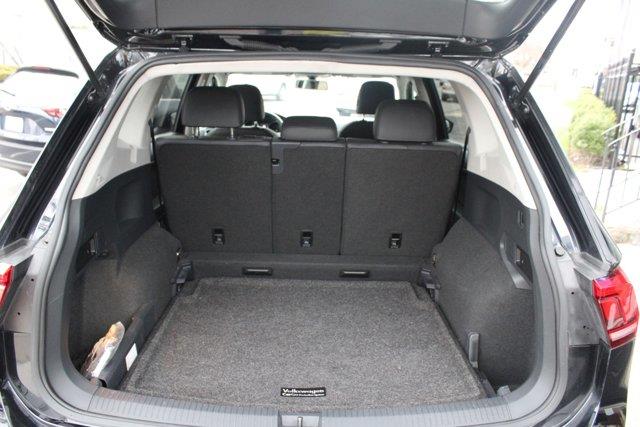 2020 Volkswagen Tiguan SE, available for sale in Elmont, New York | NY Luxury Motors. Elmont, New York 2020 Volkswagen Tiguan SE, available for sale in Elmont, New York | NY Luxury Motors. Elmont, New York