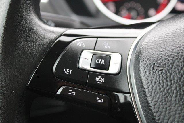2020 Volkswagen Tiguan SE, available for sale in Elmont, New York | NY Luxury Motors. Elmont, New York 2020 Volkswagen Tiguan SE, available for sale in Elmont, New York | NY Luxury Motors. Elmont, New York