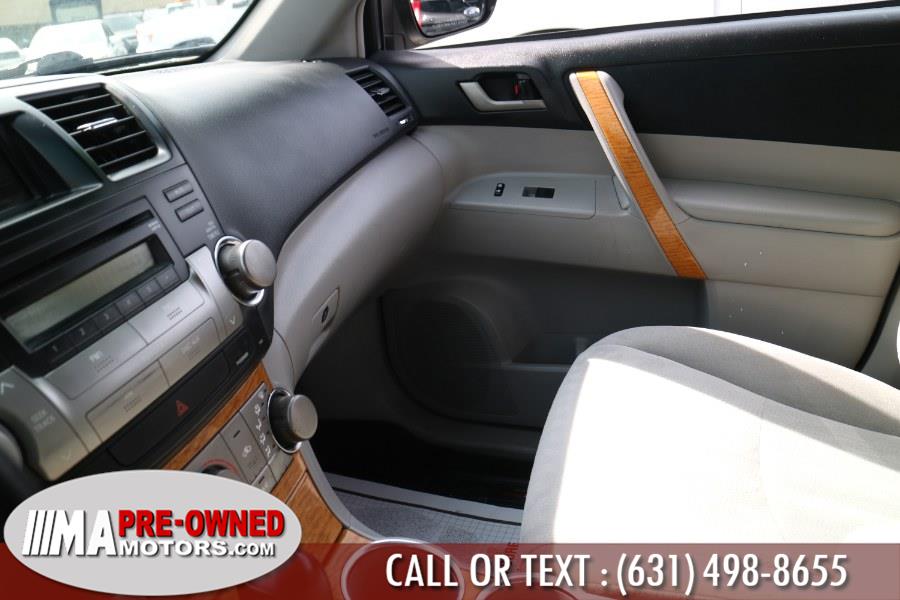 2008 Toyota Highlander Hybrid 4WD 4dr (Natl), available for sale in Huntington Station, New York | M & A Motors. Huntington Station, New York 2008 Toyota Highlander Hybrid 4WD 4dr (Natl), available for sale in Huntington Station, New York | M & A Motors. Huntington Station, New York