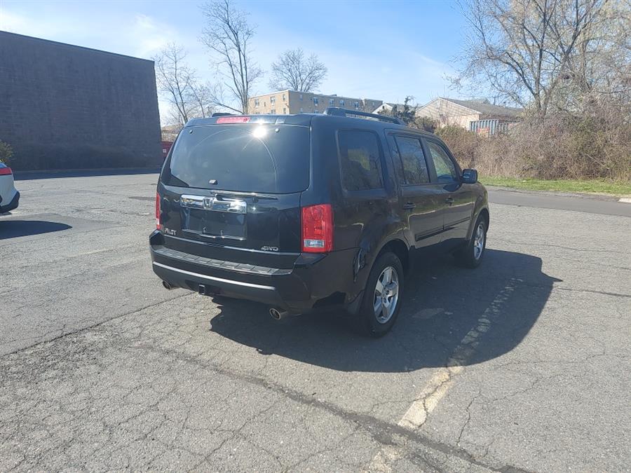 2011 Honda Pilot 4WD 4dr EX-L w/Navi, available for sale in West Hartford, Connecticut | Chadrad Motors llc. West Hartford, Connecticut 2011 Honda Pilot 4WD 4dr EX-L w/Navi, available for sale in West Hartford, Connecticut | Chadrad Motors llc. West Hartford, Connecticut