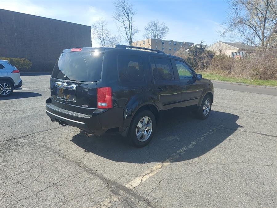 2011 Honda Pilot 4WD 4dr EX-L w/Navi, available for sale in West Hartford, Connecticut | Chadrad Motors llc. West Hartford, Connecticut 2011 Honda Pilot 4WD 4dr EX-L w/Navi, available for sale in West Hartford, Connecticut | Chadrad Motors llc. West Hartford, Connecticut