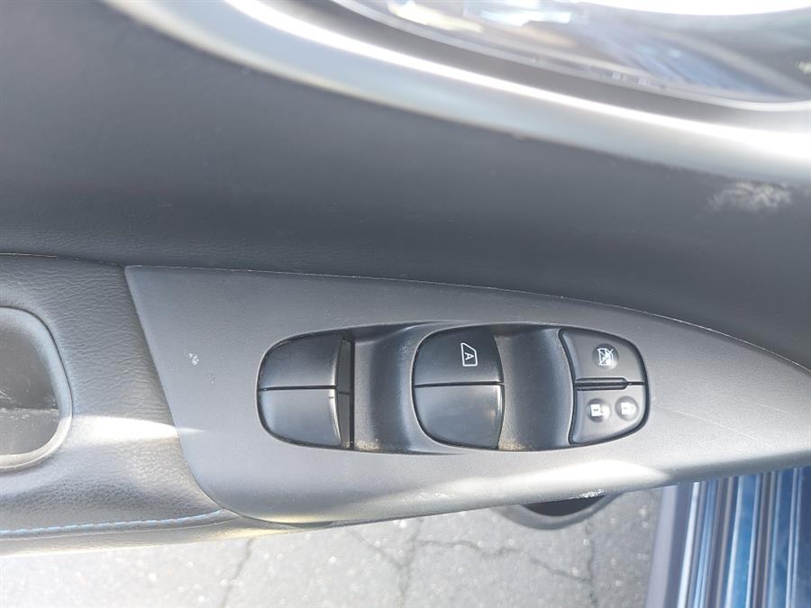 2016 Nissan Sentra 4dr Sdn I4 CVT SR, available for sale in West Hartford, Connecticut | Chadrad Motors llc. West Hartford, Connecticut 2016 Nissan Sentra 4dr Sdn I4 CVT SR, available for sale in West Hartford, Connecticut | Chadrad Motors llc. West Hartford, Connecticut