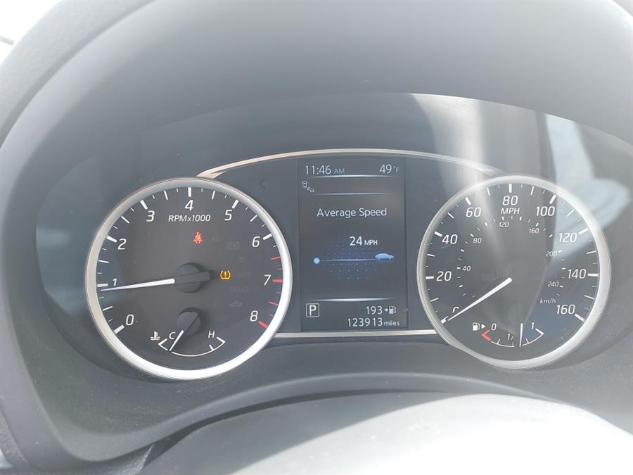 2016 Nissan Sentra 4dr Sdn I4 CVT SR, available for sale in West Hartford, Connecticut | Chadrad Motors llc. West Hartford, Connecticut 2016 Nissan Sentra 4dr Sdn I4 CVT SR, available for sale in West Hartford, Connecticut | Chadrad Motors llc. West Hartford, Connecticut