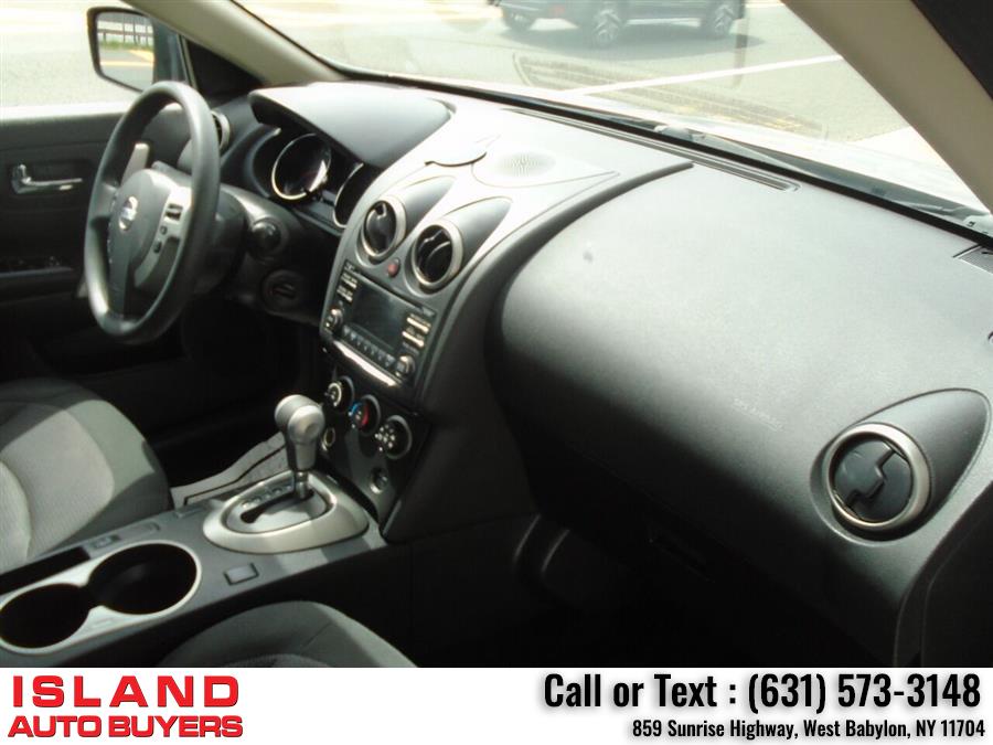 2012 Nissan Rogue SV AWD 4dr Crossover, available for sale in West Babylon, New York | Island Auto Buyers. West Babylon, New York 2012 Nissan Rogue SV AWD 4dr Crossover, available for sale in West Babylon, New York | Island Auto Buyers. West Babylon, New York