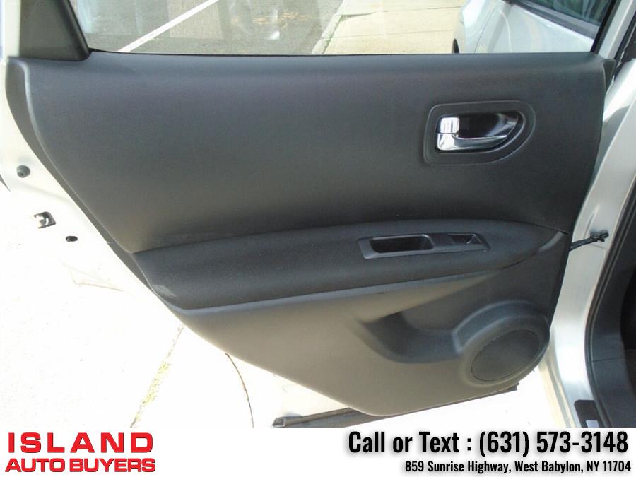 2012 Nissan Rogue SV AWD 4dr Crossover, available for sale in West Babylon, New York | Island Auto Buyers. West Babylon, New York 2012 Nissan Rogue SV AWD 4dr Crossover, available for sale in West Babylon, New York | Island Auto Buyers. West Babylon, New York