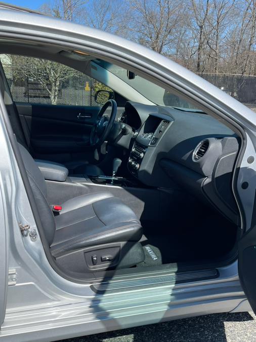 2010 Nissan Maxima 4dr Sdn V6 CVT 3.5 SV w/Premium Pkg, available for sale in Ashland , Massachusetts | New Beginning Auto Service Inc . Ashland , Massachusetts 2010 Nissan Maxima 4dr Sdn V6 CVT 3.5 SV w/Premium Pkg, available for sale in Ashland , Massachusetts | New Beginning Auto Service Inc . Ashland , Massachusetts