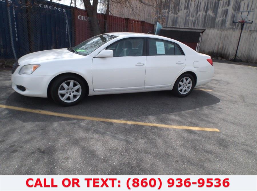 2010 Toyota Avalon 4dr Sdn XL (Natl), available for sale in Hartford, Connecticut | Lee Motors Sales Inc. Hartford, Connecticut 2010 Toyota Avalon 4dr Sdn XL (Natl), available for sale in Hartford, Connecticut | Lee Motors Sales Inc. Hartford, Connecticut