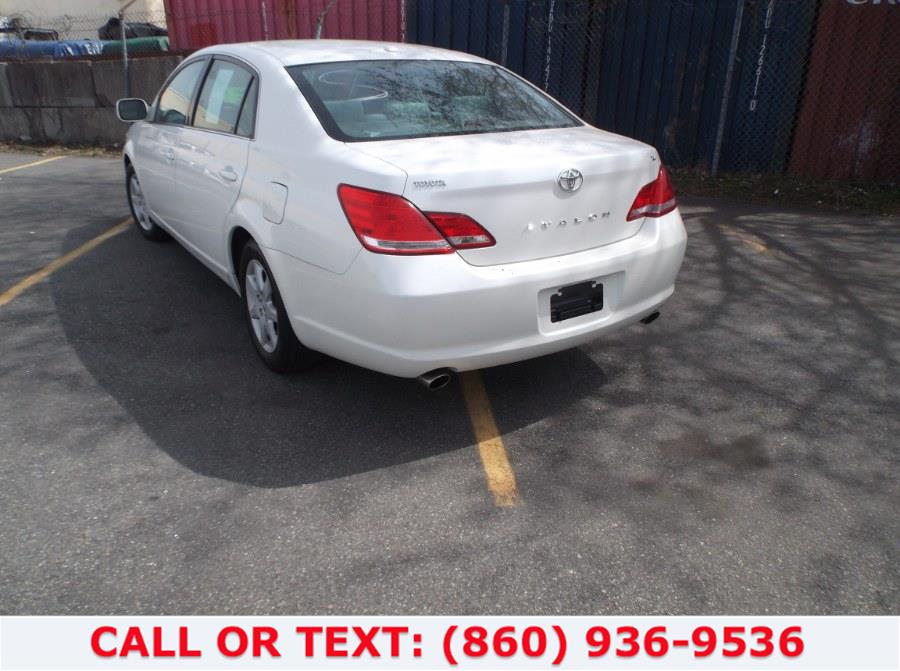 2010 Toyota Avalon 4dr Sdn XL (Natl), available for sale in Hartford, Connecticut | Lee Motors Sales Inc. Hartford, Connecticut 2010 Toyota Avalon 4dr Sdn XL (Natl), available for sale in Hartford, Connecticut | Lee Motors Sales Inc. Hartford, Connecticut