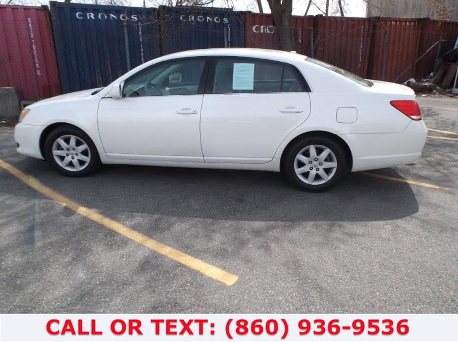 2010 Toyota Avalon 4dr Sdn XL (Natl), available for sale in Hartford, Connecticut | Lee Motors Sales Inc. Hartford, Connecticut 2010 Toyota Avalon 4dr Sdn XL (Natl), available for sale in Hartford, Connecticut | Lee Motors Sales Inc. Hartford, Connecticut