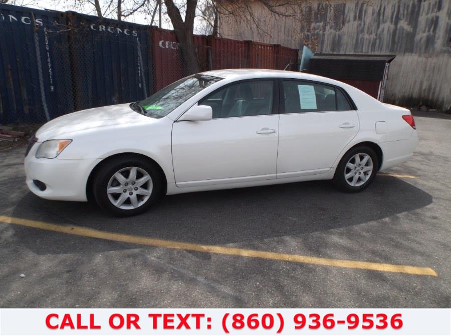 2010 Toyota Avalon 4dr Sdn XL (Natl), available for sale in Hartford, Connecticut | Lee Motors Sales Inc. Hartford, Connecticut 2010 Toyota Avalon 4dr Sdn XL (Natl), available for sale in Hartford, Connecticut | Lee Motors Sales Inc. Hartford, Connecticut