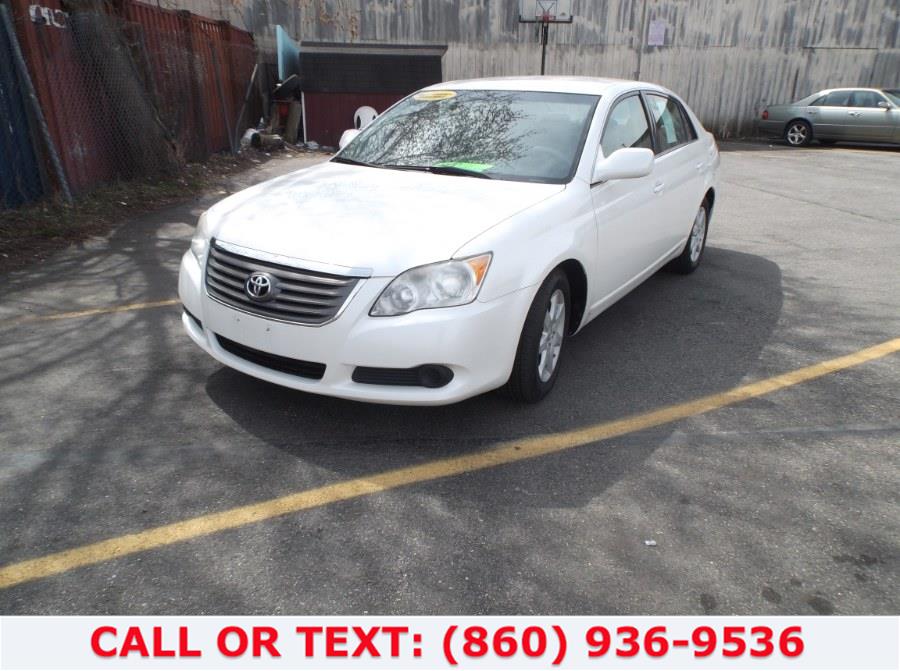 2010 Toyota Avalon 4dr Sdn XL (Natl), available for sale in Hartford, Connecticut | Lee Motors Sales Inc. Hartford, Connecticut 2010 Toyota Avalon 4dr Sdn XL (Natl), available for sale in Hartford, Connecticut | Lee Motors Sales Inc. Hartford, Connecticut