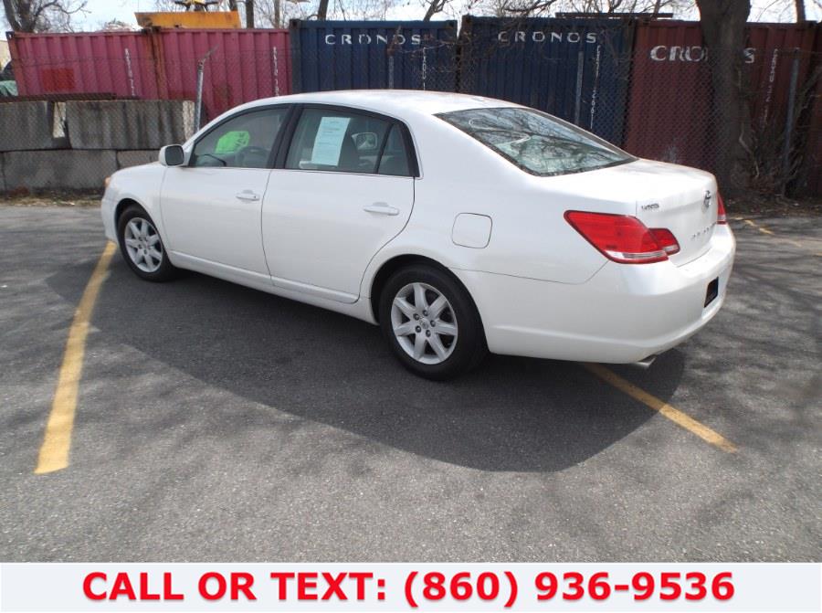 2010 Toyota Avalon 4dr Sdn XL (Natl), available for sale in Hartford, Connecticut | Lee Motors Sales Inc. Hartford, Connecticut 2010 Toyota Avalon 4dr Sdn XL (Natl), available for sale in Hartford, Connecticut | Lee Motors Sales Inc. Hartford, Connecticut