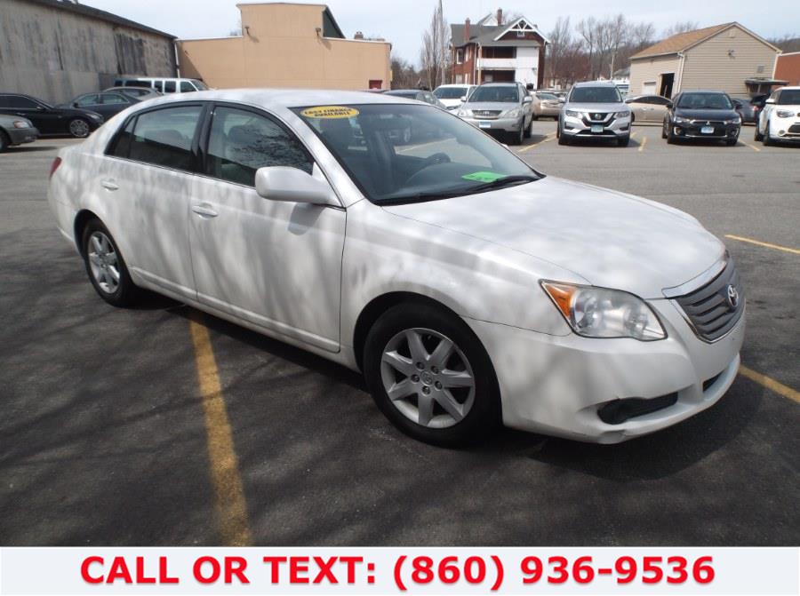 2010 Toyota Avalon 4dr Sdn XL (Natl), available for sale in Hartford, Connecticut | Lee Motors Sales Inc. Hartford, Connecticut 2010 Toyota Avalon 4dr Sdn XL (Natl), available for sale in Hartford, Connecticut | Lee Motors Sales Inc. Hartford, Connecticut