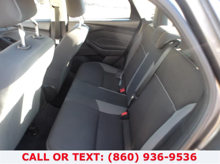 2014 Ford Focus 4dr Sdn S, available for sale in Hartford, Connecticut | Lee Motors Sales Inc. Hartford, Connecticut 2014 Ford Focus 4dr Sdn S, available for sale in Hartford, Connecticut | Lee Motors Sales Inc. Hartford, Connecticut