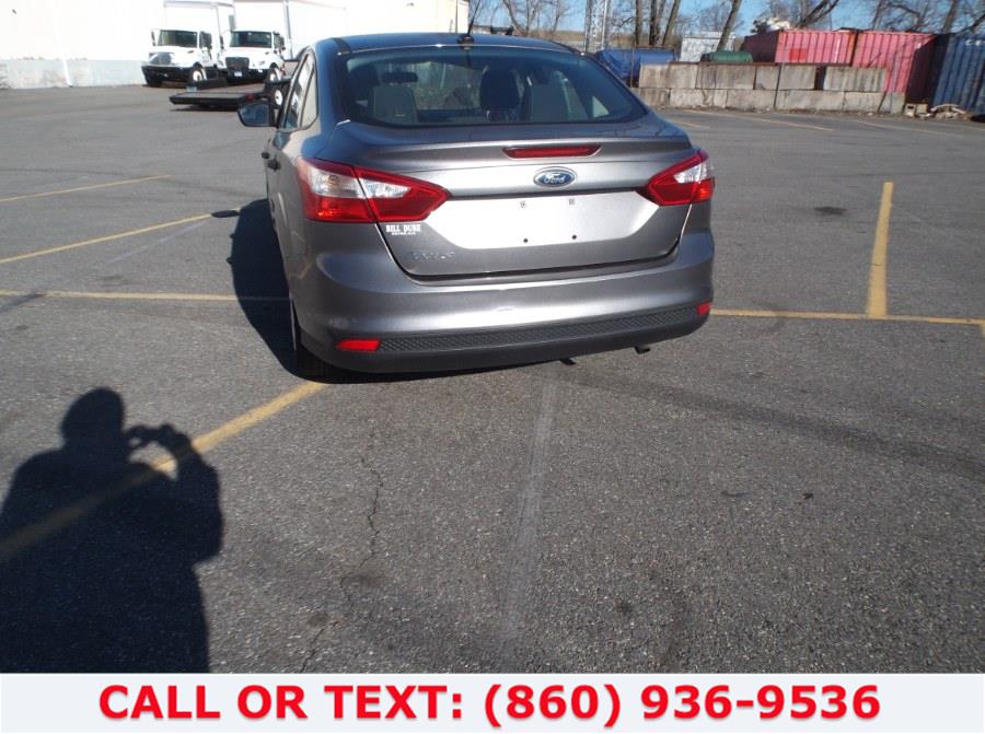 2014 Ford Focus 4dr Sdn S, available for sale in Hartford, Connecticut | Lee Motors Sales Inc. Hartford, Connecticut 2014 Ford Focus 4dr Sdn S, available for sale in Hartford, Connecticut | Lee Motors Sales Inc. Hartford, Connecticut