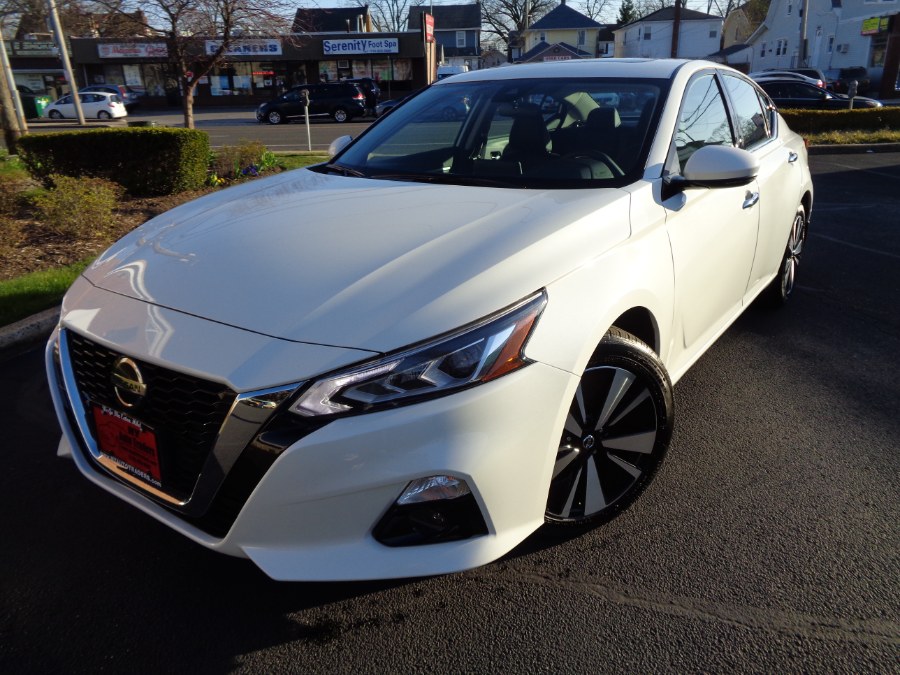 2022 Nissan Altima 2.5 SL Sedan, available for sale in Valley Stream, New York | NY Auto Traders. Valley Stream, New York 2022 Nissan Altima 2.5 SL Sedan, available for sale in Valley Stream, New York | NY Auto Traders. Valley Stream, New York