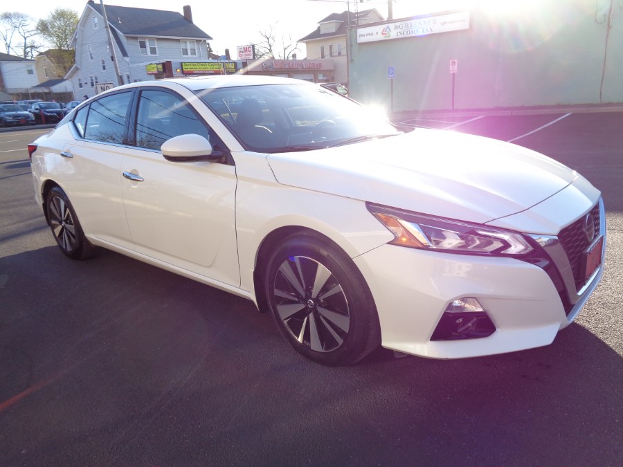 2022 Nissan Altima 2.5 SL Sedan, available for sale in Valley Stream, New York | NY Auto Traders. Valley Stream, New York 2022 Nissan Altima 2.5 SL Sedan, available for sale in Valley Stream, New York | NY Auto Traders. Valley Stream, New York