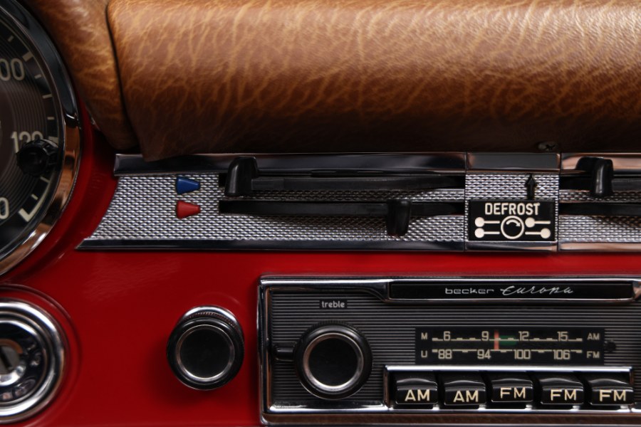 1970 Mercedes-Benz 280sl 280sl, available for sale in North Salem, New York | Meccanic Shop North Inc. North Salem, New York 1970 Mercedes-Benz 280sl 280sl, available for sale in North Salem, New York | Meccanic Shop North Inc. North Salem, New York