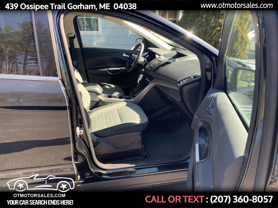 2016 Ford Escape 4WD 4dr SE, available for sale in Gorham, Maine | Ossipee Trail Motor Sales. Gorham, Maine 2016 Ford Escape 4WD 4dr SE, available for sale in Gorham, Maine | Ossipee Trail Motor Sales. Gorham, Maine