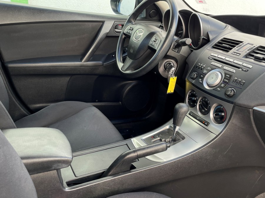 2011 Mazda Mazda3 4dr Sdn Auto i Touring, available for sale in Corona, California | Green Light Auto. Corona, California 2011 Mazda Mazda3 4dr Sdn Auto i Touring, available for sale in Corona, California | Green Light Auto. Corona, California