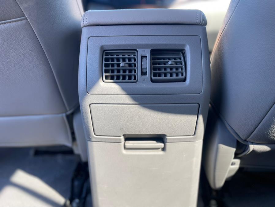 2009 Toyota Highlander Hybrid CLEAN CARFAX. Low Miles!!!, available for sale in Rosedale, New York | Sunrise Auto Sales. Rosedale, New York 2009 Toyota Highlander Hybrid CLEAN CARFAX. Low Miles!!!, available for sale in Rosedale, New York | Sunrise Auto Sales. Rosedale, New York