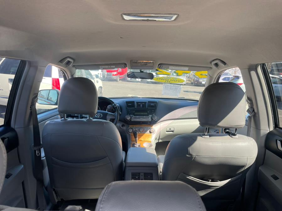 2009 Toyota Highlander Hybrid CLEAN CARFAX. Low Miles!!!, available for sale in Rosedale, New York | Sunrise Auto Sales. Rosedale, New York 2009 Toyota Highlander Hybrid CLEAN CARFAX. Low Miles!!!, available for sale in Rosedale, New York | Sunrise Auto Sales. Rosedale, New York
